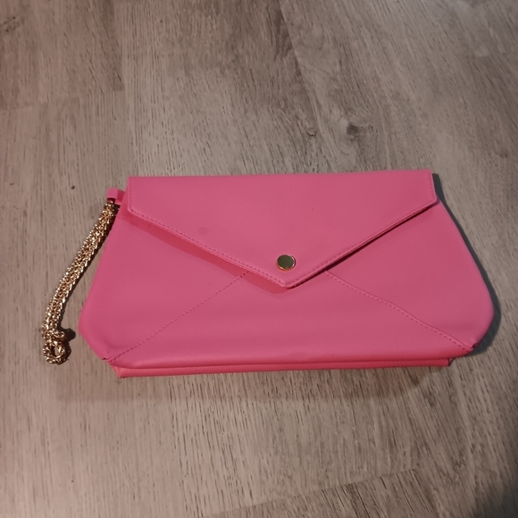 Handbags - Chic Pink Clutch with Gold Chain